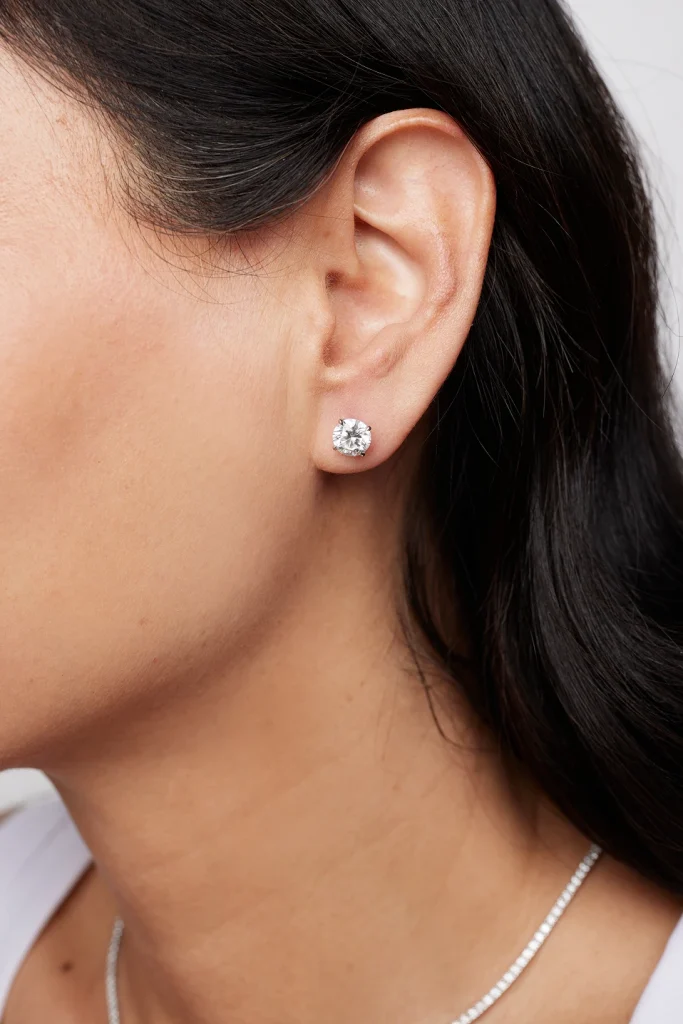Maldives diamond studs