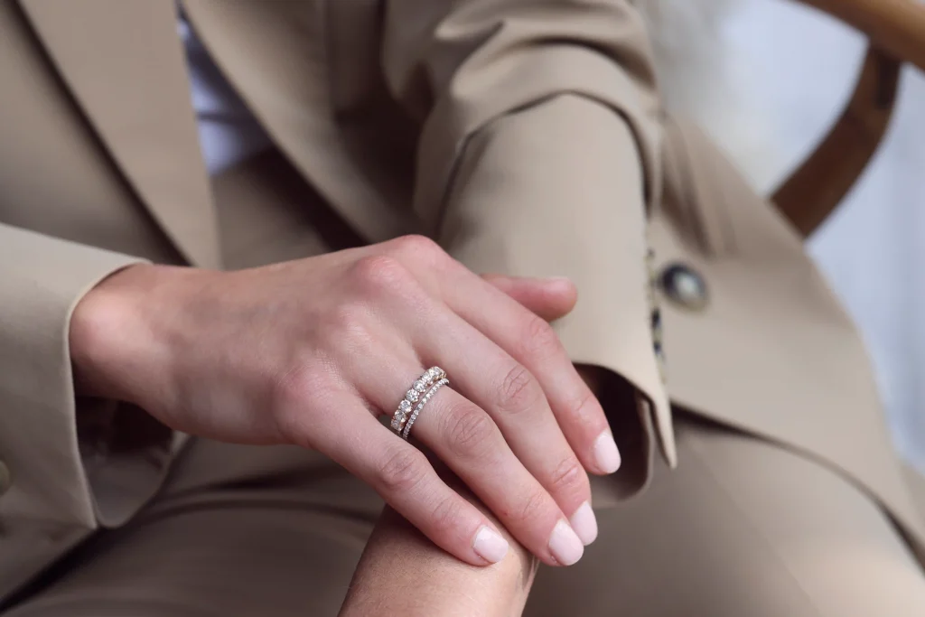 Paris Bold & refined eternity ring